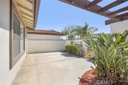 Photo - 15392 Maryknoll St House