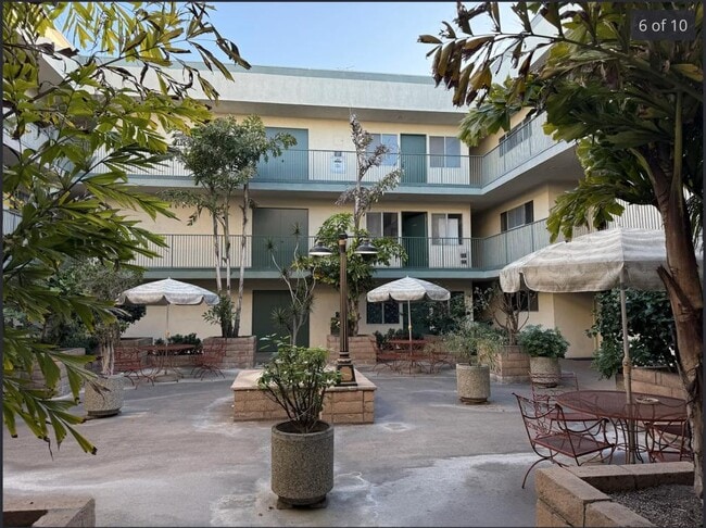 Building Photo - 1187 E 3rd St