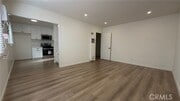 Photo - 310 S California St