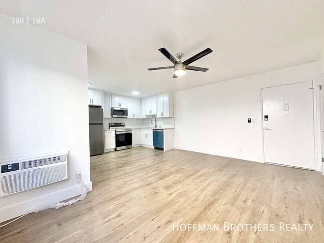 Photo - 5111 Harold Way Unit 302