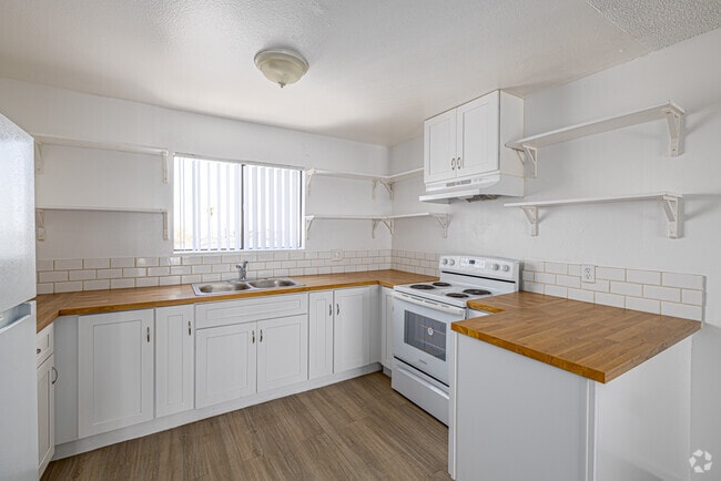 Interior Photo - The Courtyard Apartments