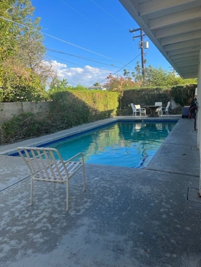 COMING SOON!! 3 Bedroom 2 Bathroom Duplex in Cathedral City! - COMING SOON!! 3 Bedroom 2 Bathroom Duplex in Cathedral City! Unit 01