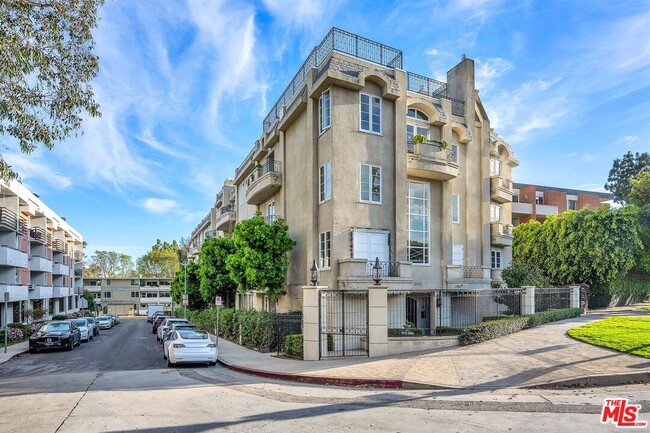 Photo - 11740 Sunset Blvd Unit 22