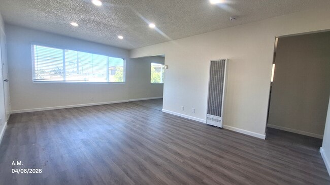 Photo - 13322 Cordary Ave Unit B