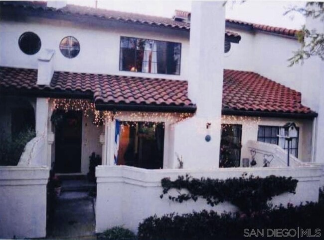 Photo - 4130 Porte de Palmas Townhome