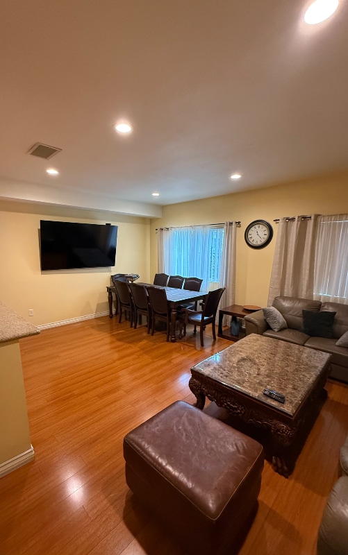 Photo - 1050 N Kingsley Dr Unit 1050 N. Kingsley Ave., #E