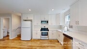 Photo - 15033 Hartland St
