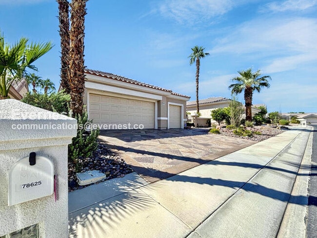 Photo - 78625 Morning Star