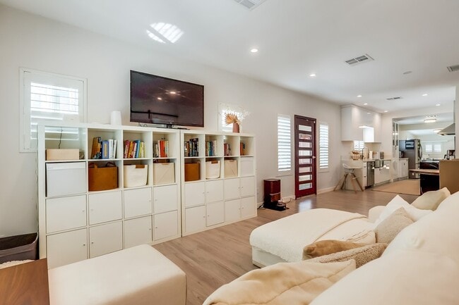 Photo - 4427 Topaz St