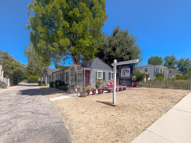 Building Photo - 4286 Tujunga Ave Unit 4290 Rental
