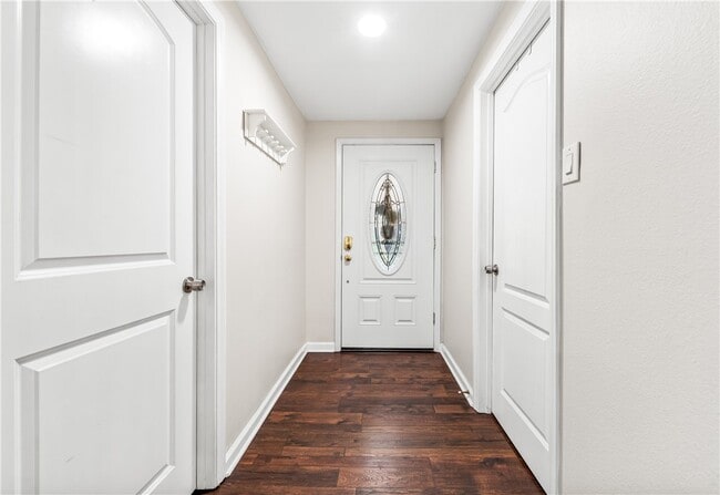 Photo - 7890 E Spring St