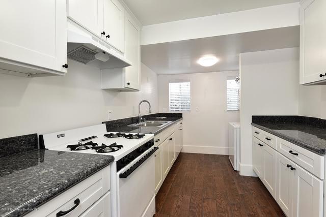 Photo - 4911 Glen Iris Ave