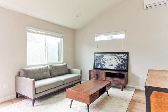 Photo - 630 E San Antonio Dr Unit #6
