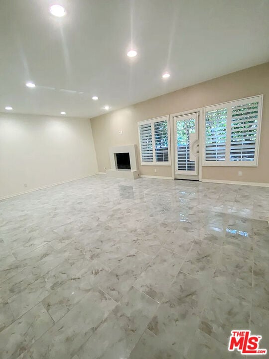 Photo - 5200 White Oak Ave Unit 36