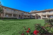 Photo - La Jolla Nobel Apartments