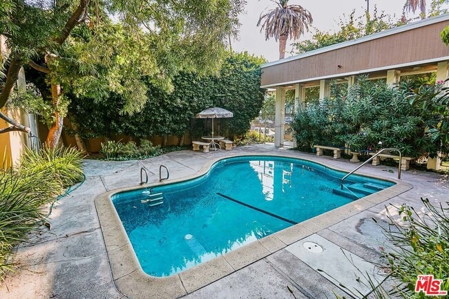 Photo - 514 S Harvard Blvd Unit 306