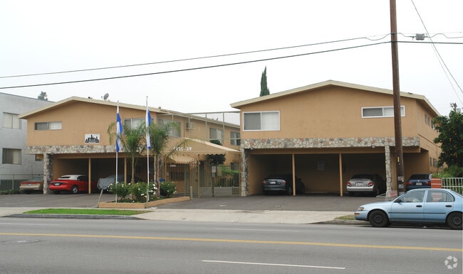 Photo - 5725-29 Vineland Ave