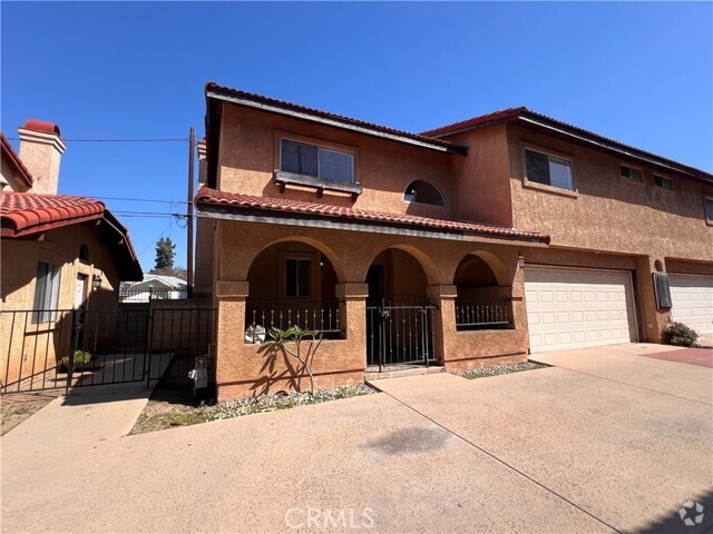 Building Photo - 12117 Ramona Blvd Rental