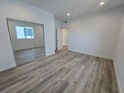Photo - 2223 Sheridan St