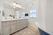 Photo - 749 Columbia Ave