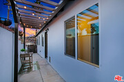 Photo - 3114 Malabar St House
