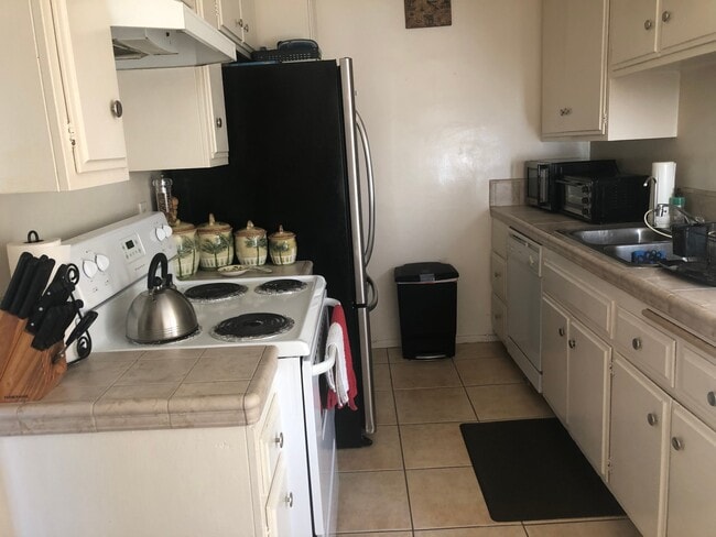Photo - 10930 Palms Blvd