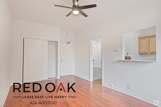 Building Photo - 200 S Kenmore Ave Unit 305 Rental