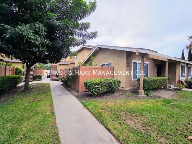 Building Photo - 16850 Sierra Vista Way