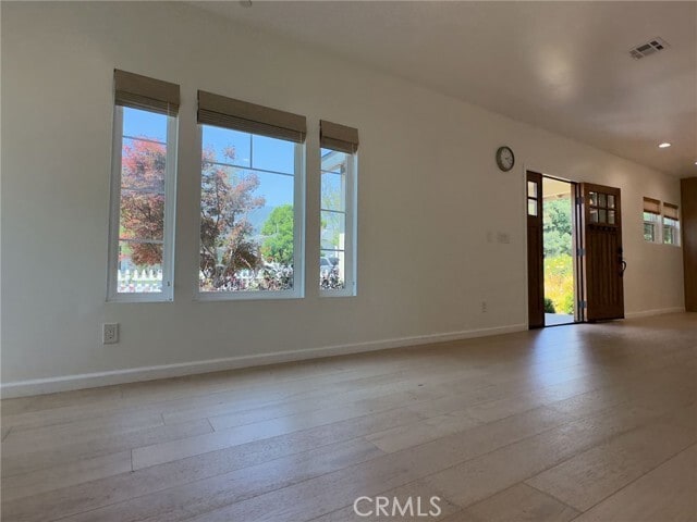 Photo - 448 Linwood Ave
