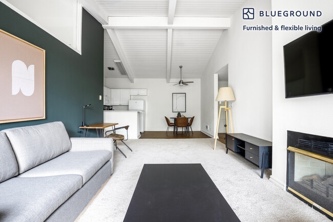 Photo - 6150 Canterbury Dr Unit FL3-ID329