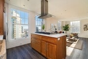 Photo - 702 Ash St
