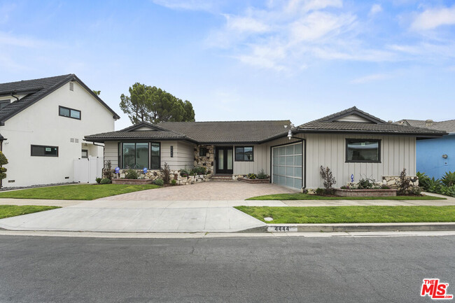 Photo - 4444 Don Felipe Dr