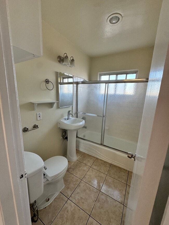 Photo - 1 BDRM, 1 Bath with Parking Space Unit 8012