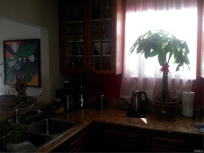 Photo - 5122 Lindley Ave