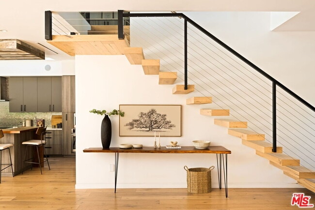 Photo - 425 N Alfred St