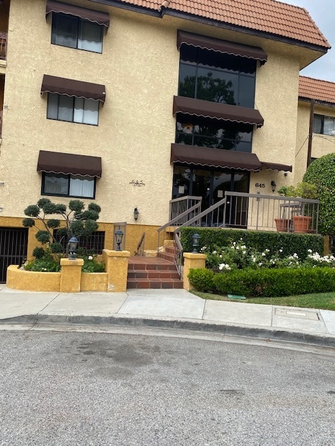 Building Photo - 645 Balboa Ave Unit 2E