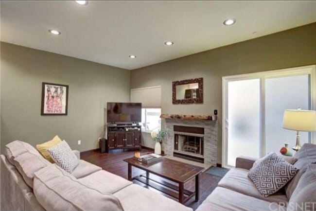 Photo - 5420 Sylmar Ave Unit 102