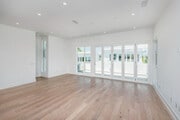 Photo - 857 1/2 Hyperion Ave Townhome