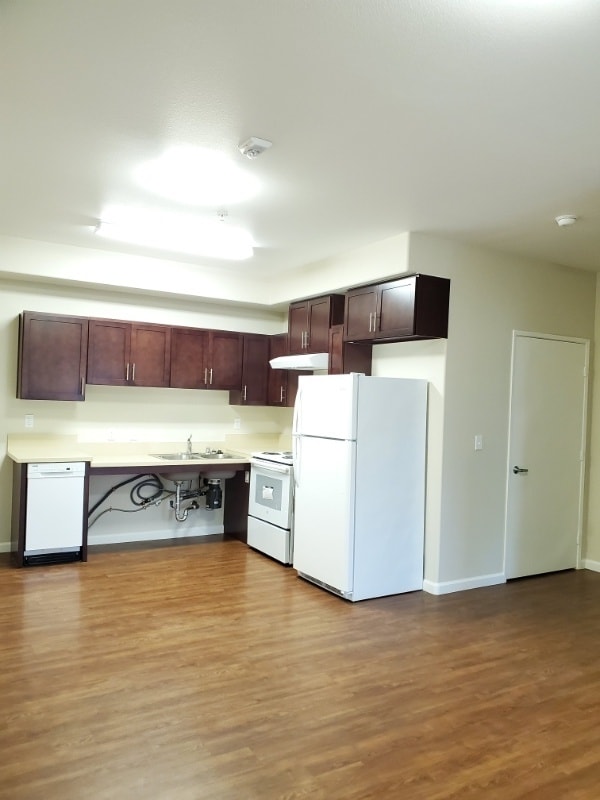 Photo - 2209 E 8th St Unit B102