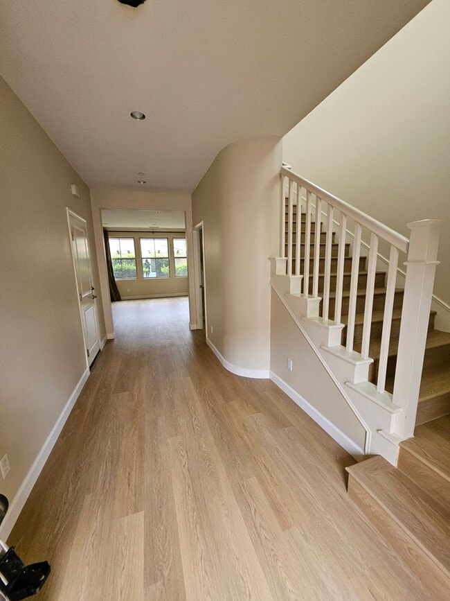 Photo - Stonegate detached home!