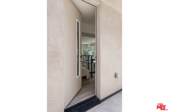 Photo - 173 1/2 S Ave 57