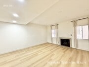 Photo - 11933 Goshen Ave Unit 102