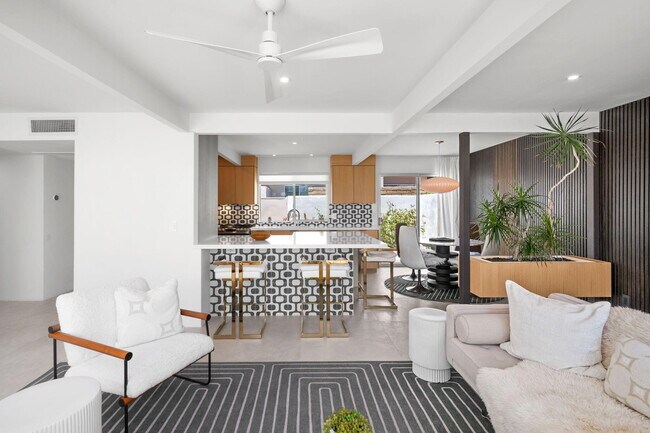 Photo - 1740 N Vía Miraleste