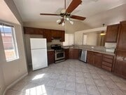 Kitchen with all appliances - 3803 Cocina Ln House