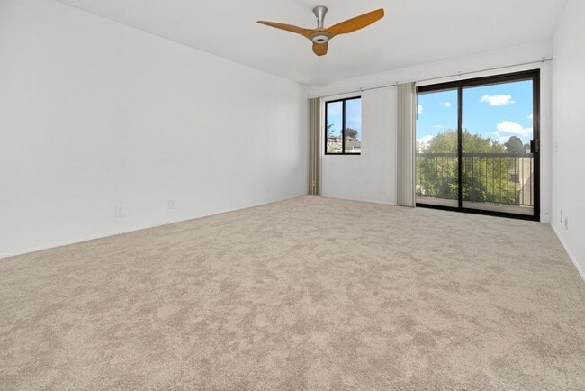 Photo - 3903 California St Unit 1