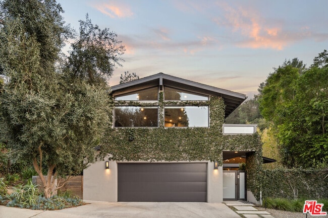 Photo - 3355 Alana Dr