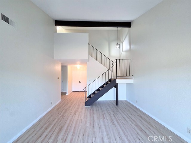 Photo - 1219 E Jay St