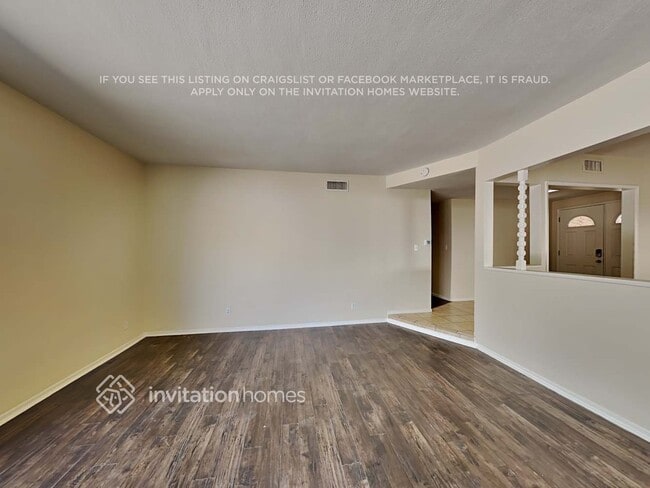 Photo - 8938 Gothic Ave
