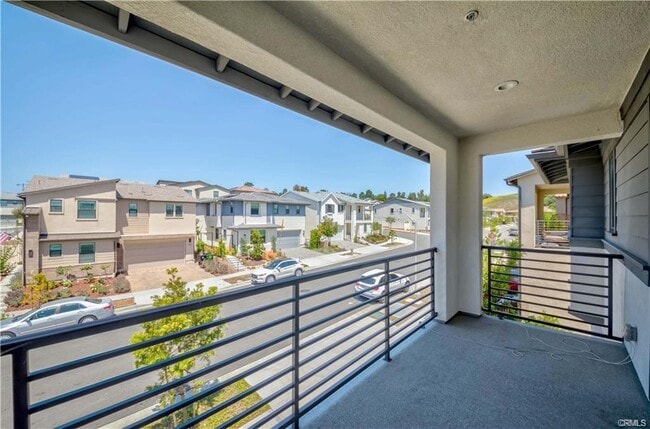 Photo - 27626 Upton Terrace