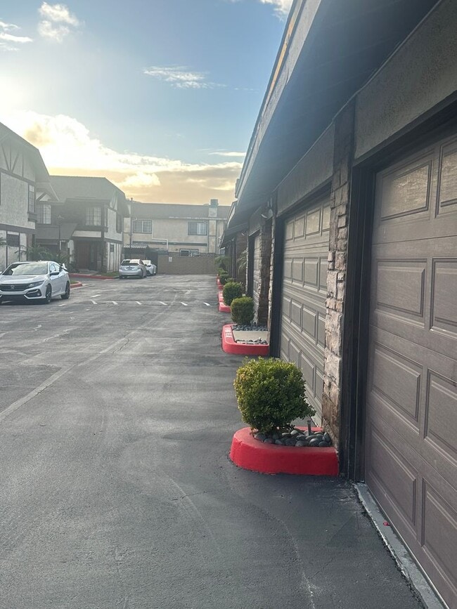 Photo - Charming 3-Bed/2.5-Bath Townhome with 2-Car Garage in Garden Grove